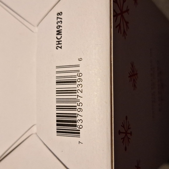 Star Wars The Mandalorian Hallmark Christmas Tree Ornament with the EXTRA SLEEVE - Picture 9 of 9